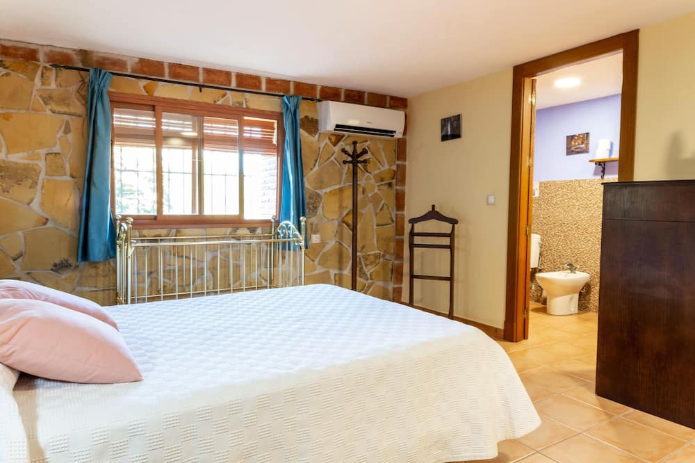 Photo of Bedroom in La Guardia de Jaen