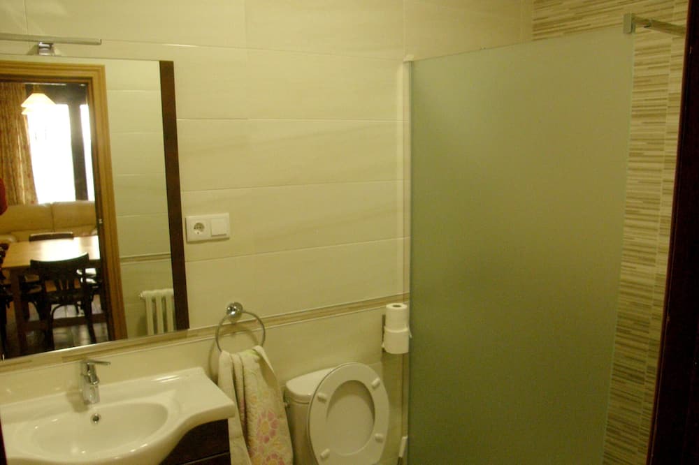 Photo of Bathroom in Banos de Valdearados