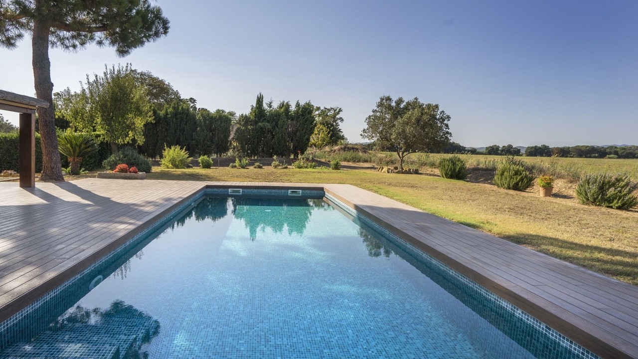 Photo of Outdoor in Peratallada