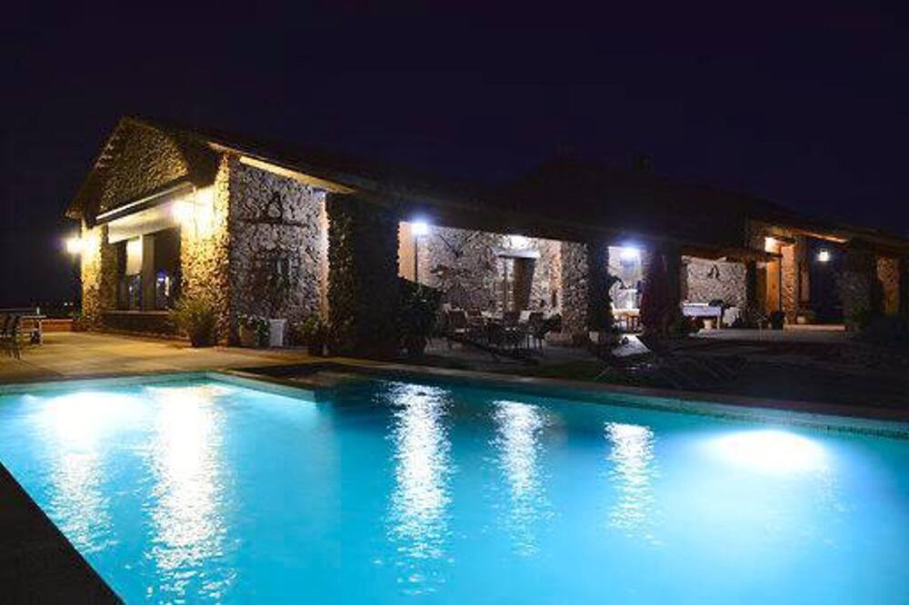 Photo of Outdoor in Fernan Caballero