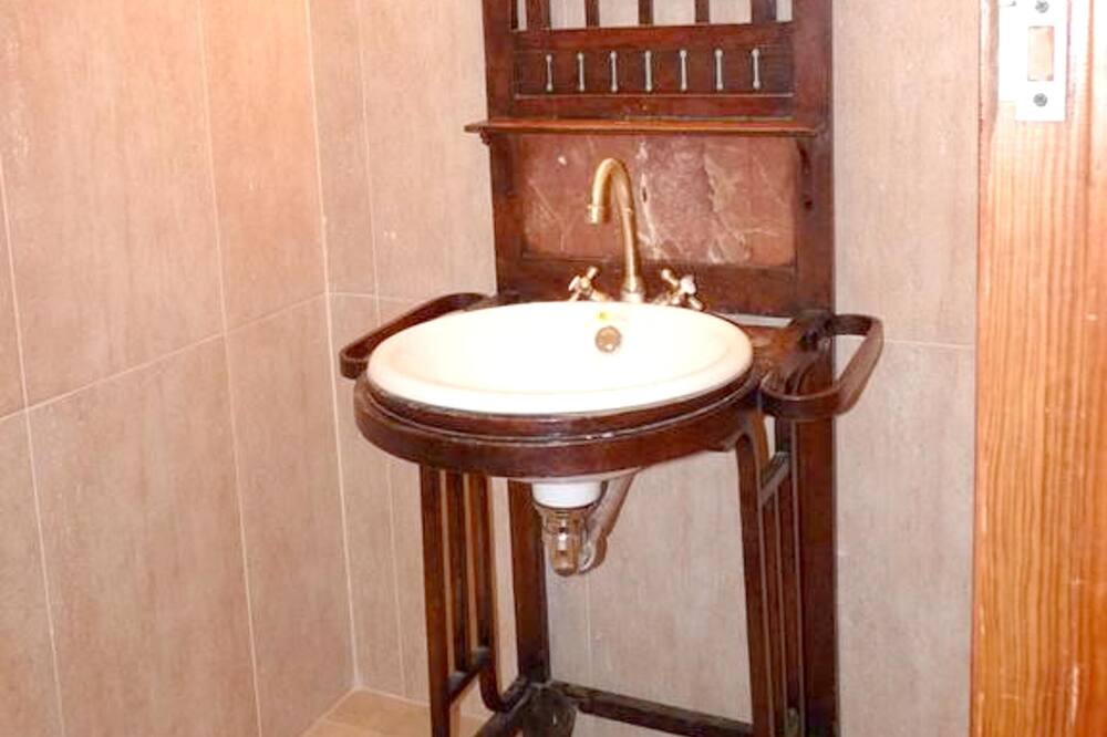 Photo of Bathroom in Fernan Caballero