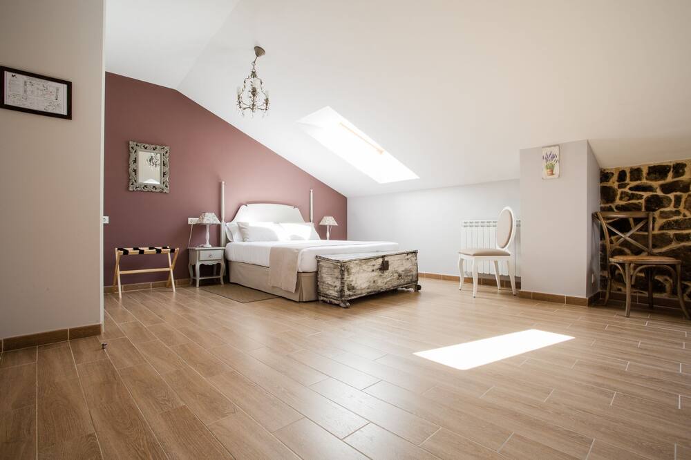 Photo of Bedroom in Santervas de la Sierra