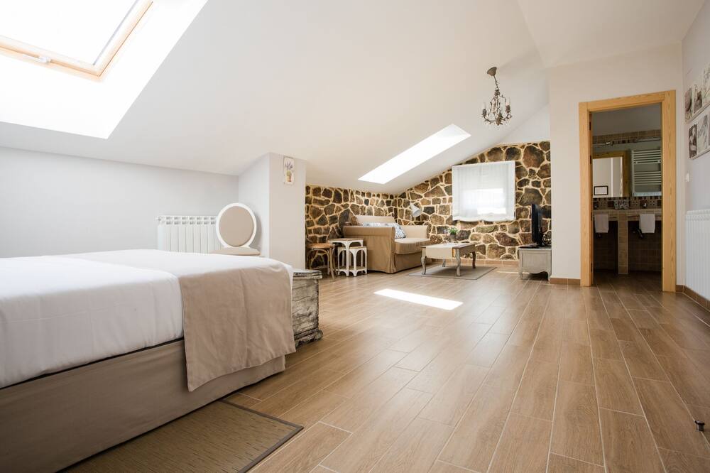 Photo of Bedroom in Santervas de la Sierra