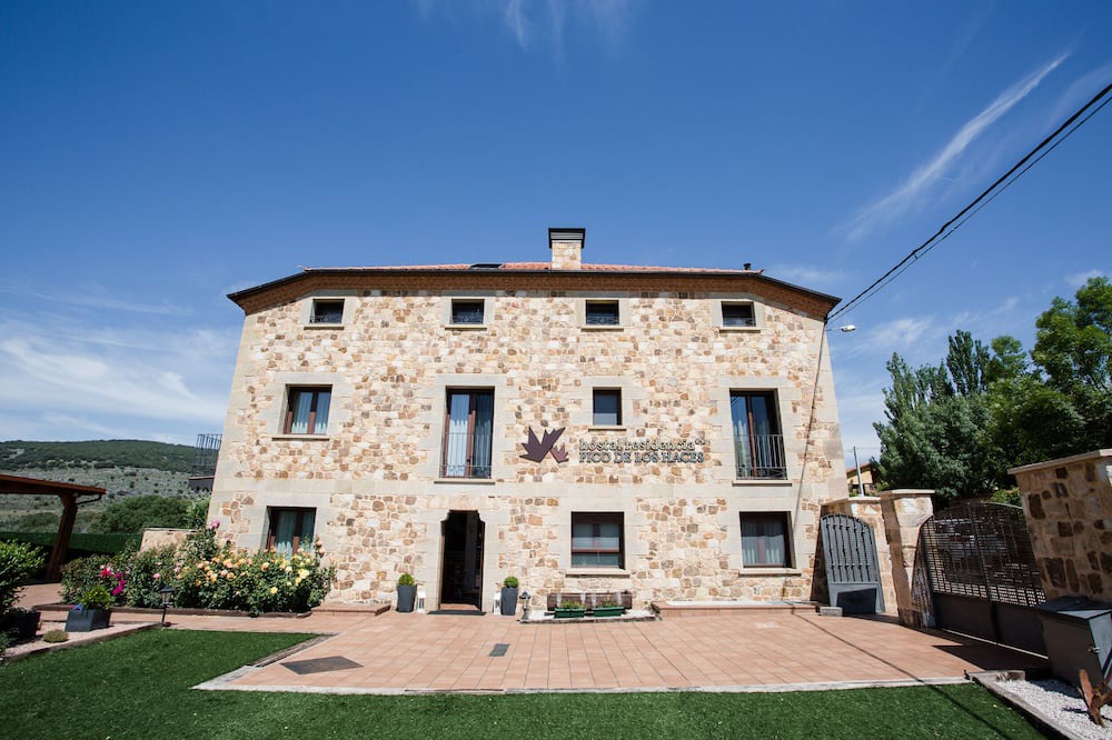 Photo of Outdoor in Santervas de la Sierra