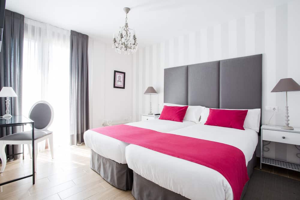 Photo of Bedroom in Santervas de la Sierra