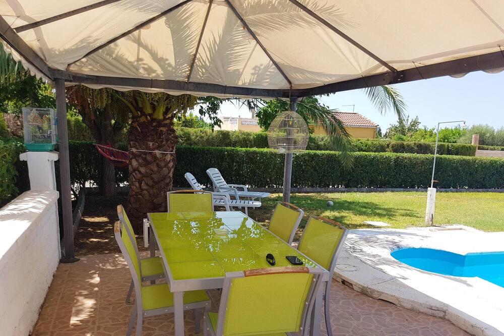 Photo of Outdoor in Linares