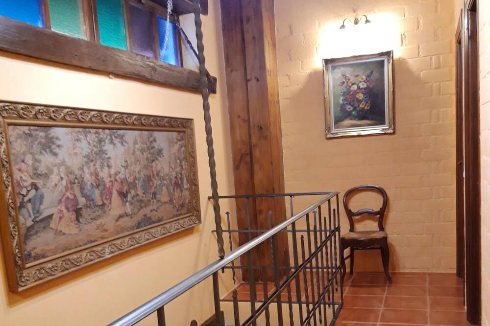 Photo of Livingroom in Ivanrey