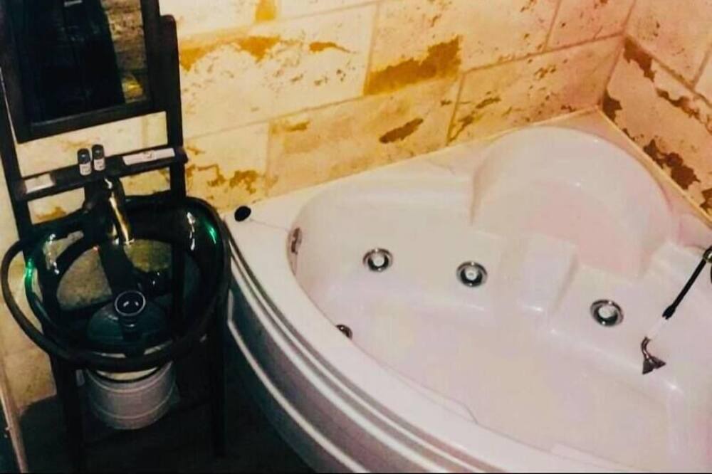 Photo of Bathroom in Aguilera