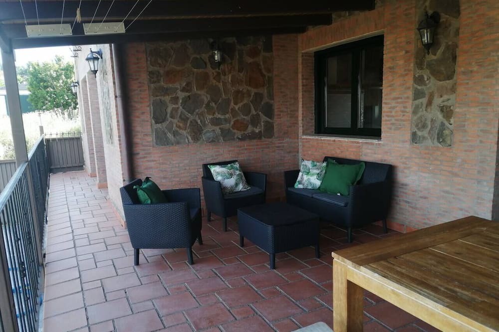 Photo of Patio Balcony in Alia