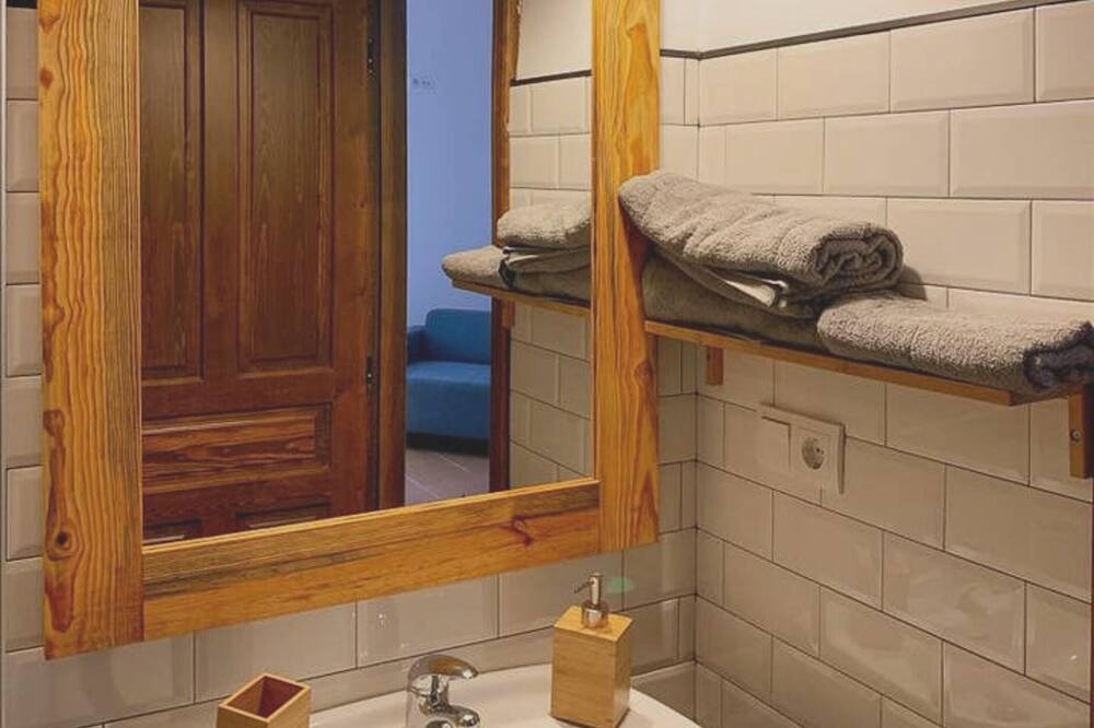 Photo of Bathroom in Huelma