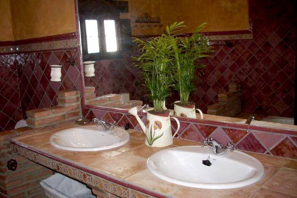 Photo of Bathroom in Priego de Cordoba