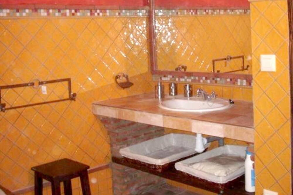 Photo of Bathroom in Priego de Cordoba