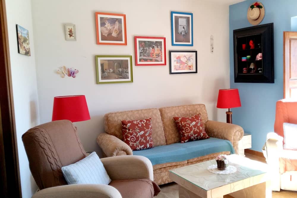 Photo of Livingroom in Sepulveda