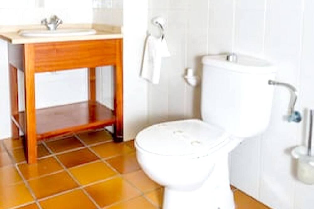 Photo of Bathroom in San Sadurnino