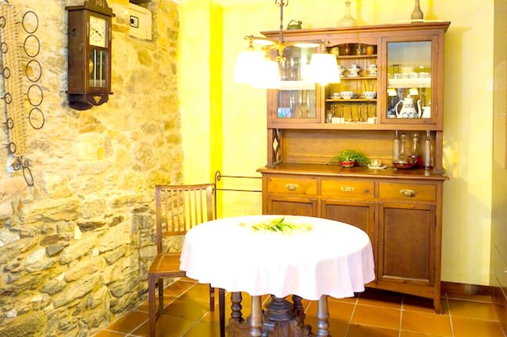 Photo of Livingroom in San Sadurnino