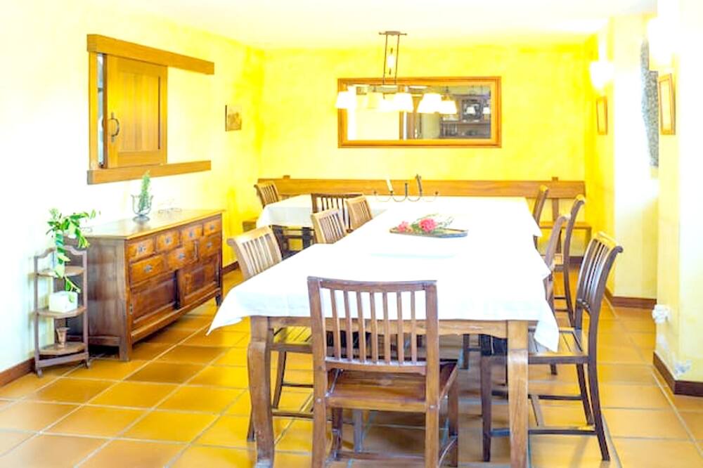 Photo of Livingroom in San Sadurnino