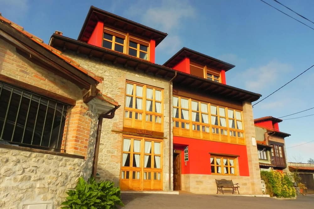 Photo of Outdoor in Parres Municipality