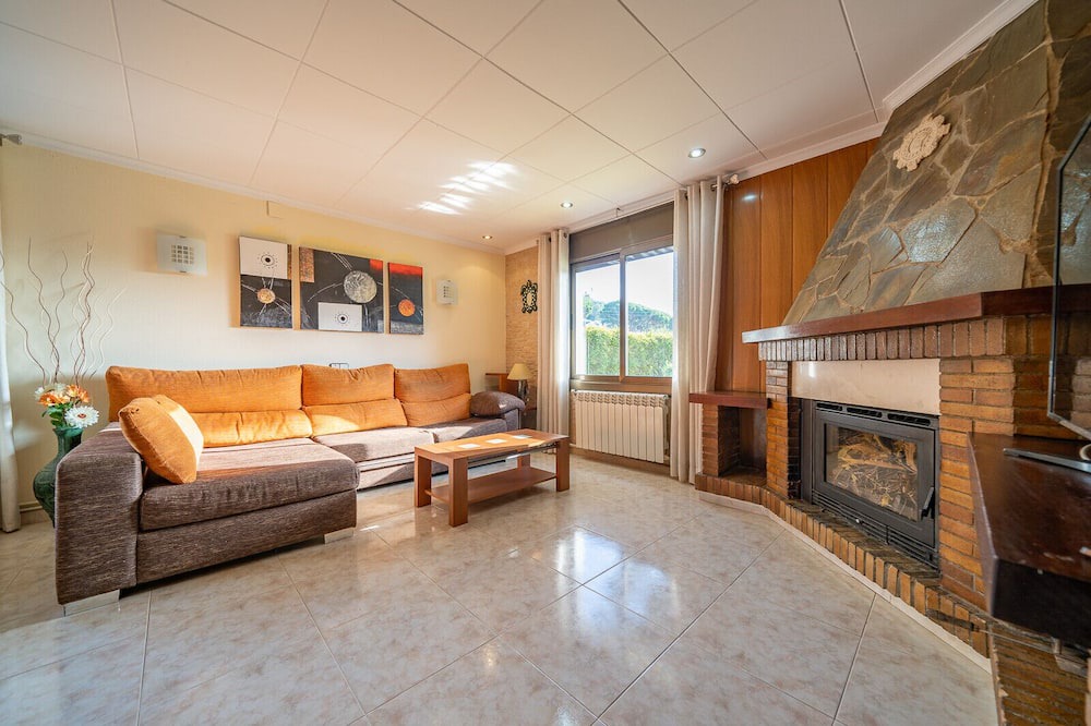 Photo of Livingroom in Palafolls