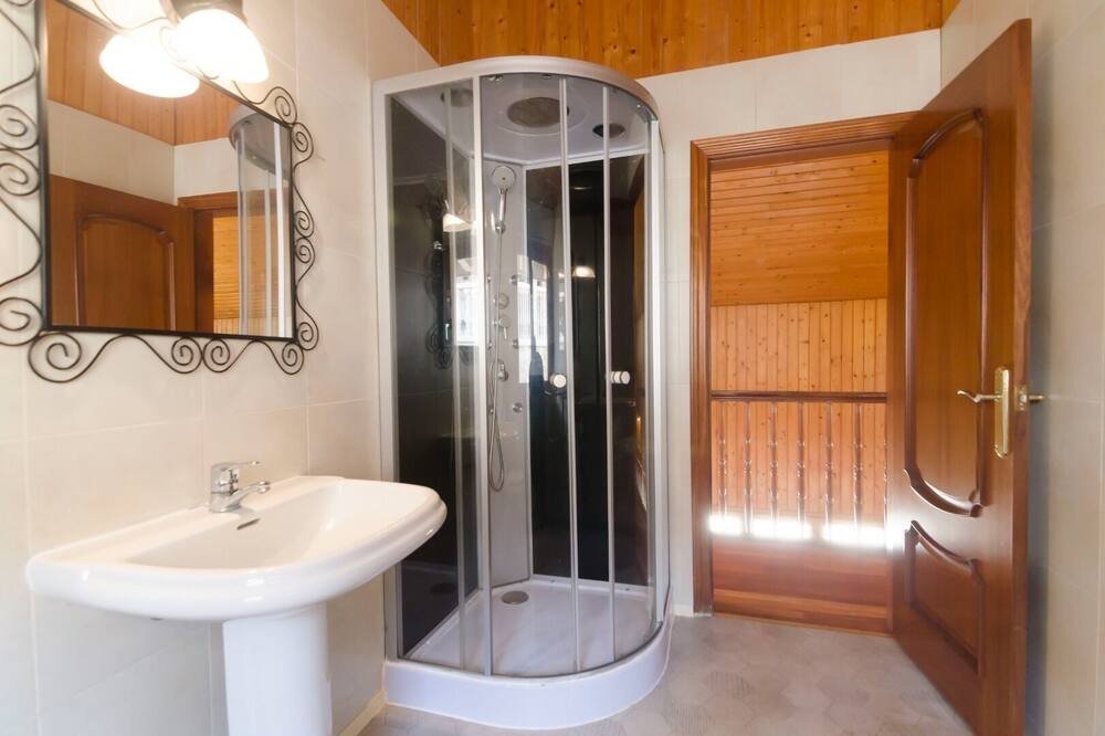 Photo of Bathroom in Condado del Jaruco