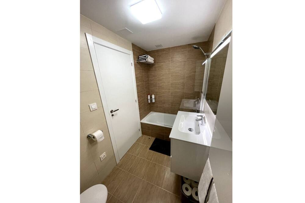 Photo of Bathroom in Ares