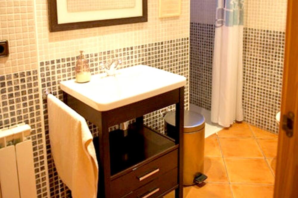 Photo of Bathroom in Tornabous