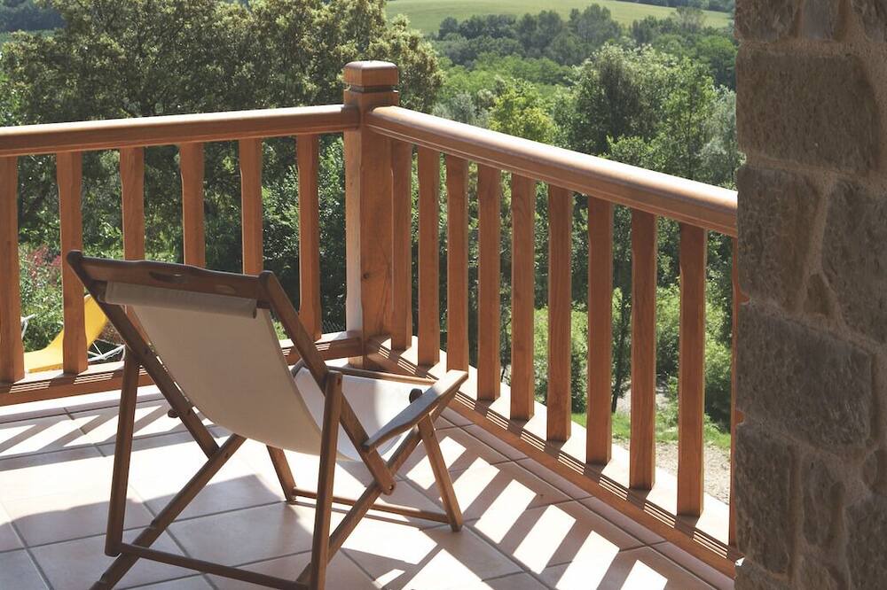 Photo of Patio Balcony in Camos