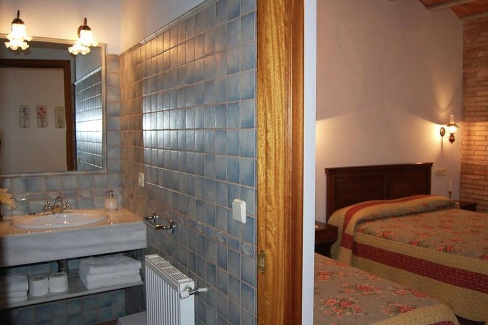 Photo of Bedroom in Camos