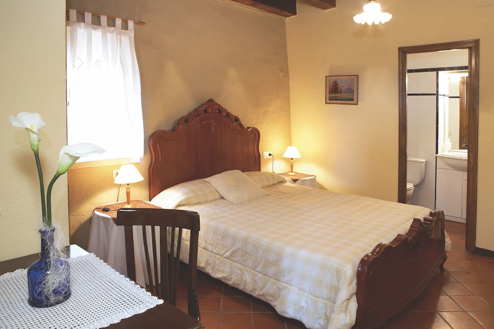 Photo of Bedroom in Camos