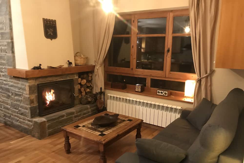 Photo of Livingroom in La Coma I la Pedra