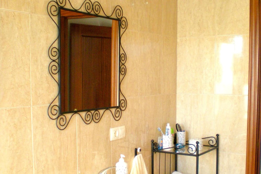 Photo of Bathroom in Jabuguillo