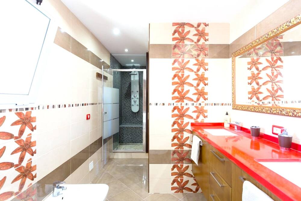 Photo of Bathroom in San Isidro