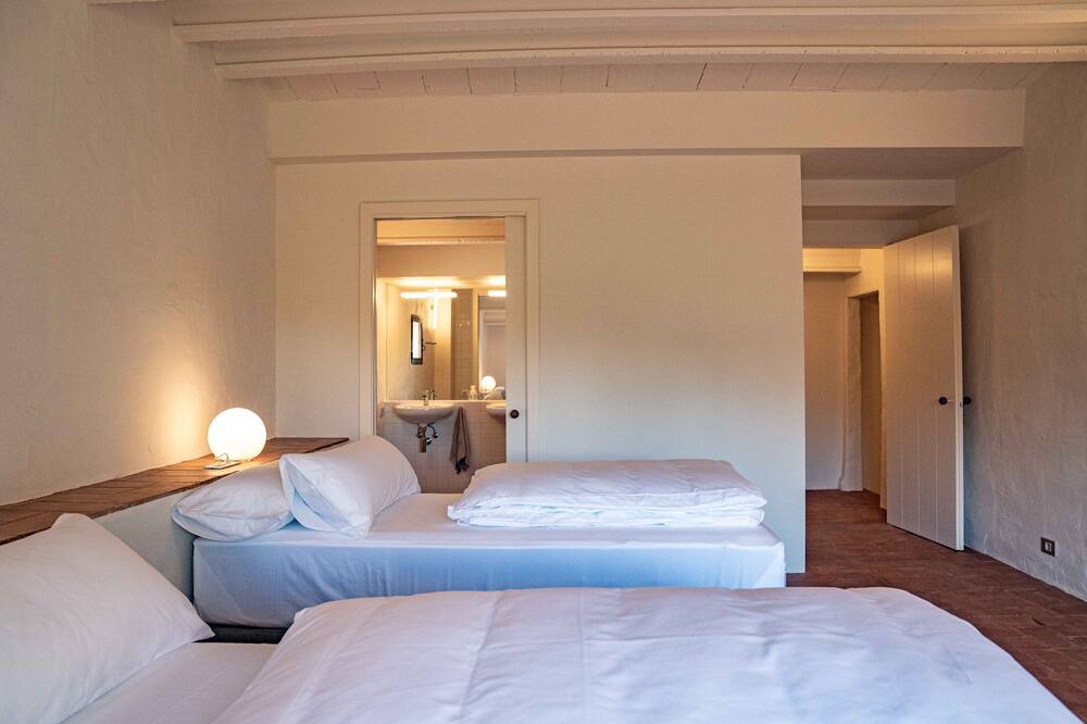 Photo of Bedroom in Corca