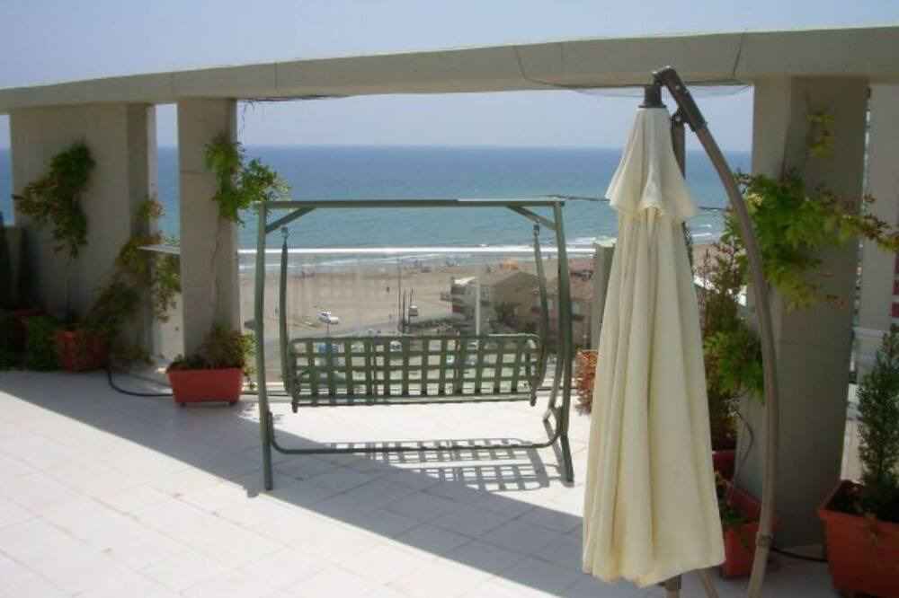 Photo of Patio Balcony in Puig