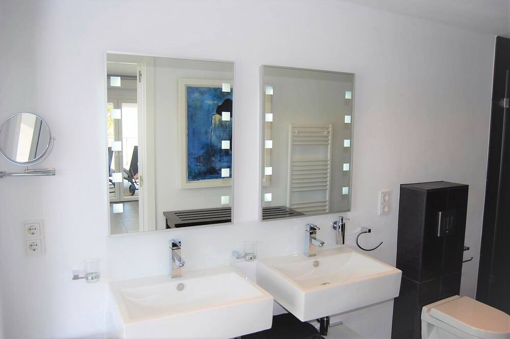 Photo of Bathroom in Port d'Andraitx