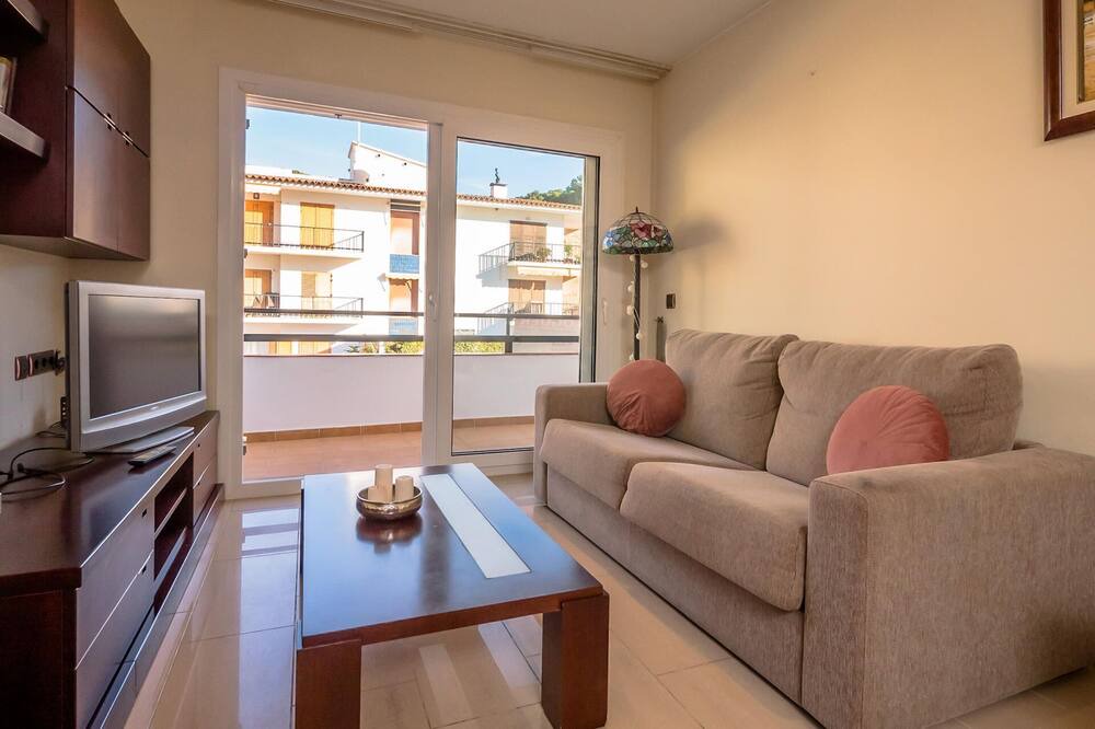 Photo of Livingroom in Tamariu