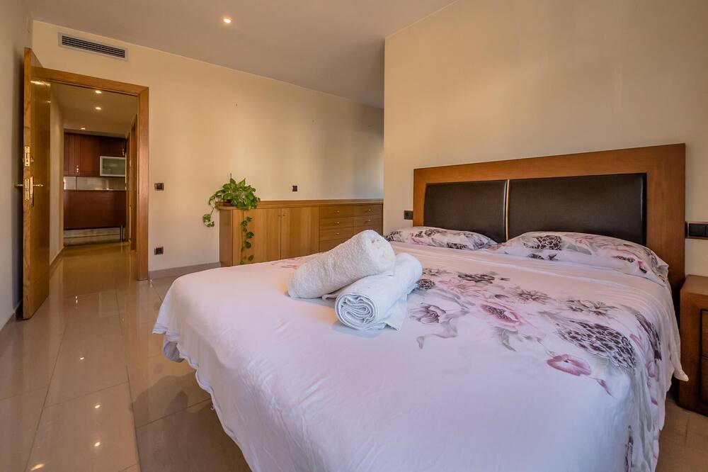 Photo of Bedroom in Tamariu