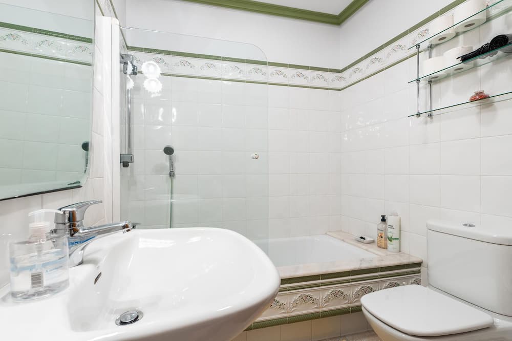 Photo of Bathroom in Ferrol