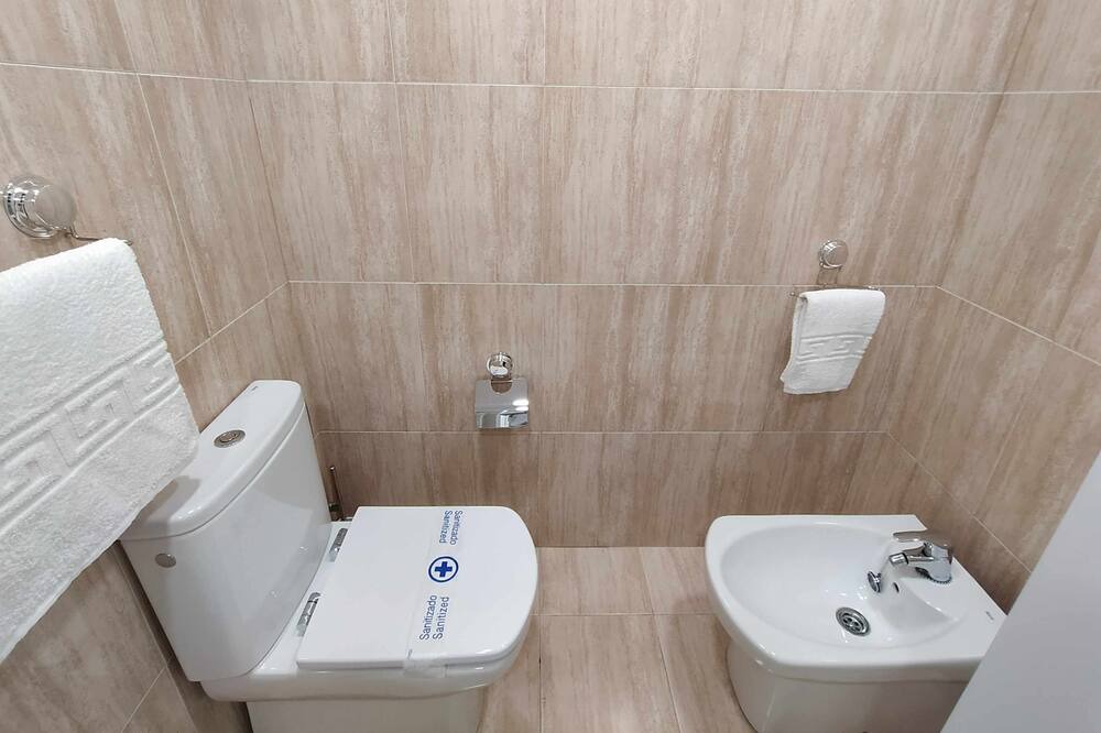 Photo of Bathroom in Torrequebrada