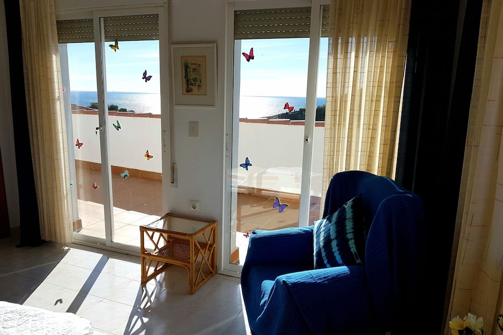 Photo of Livingroom in Los Puertos