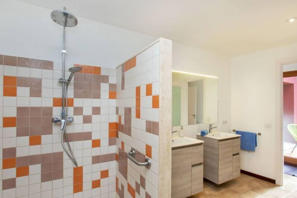 Photo of Bathroom in Fonteta