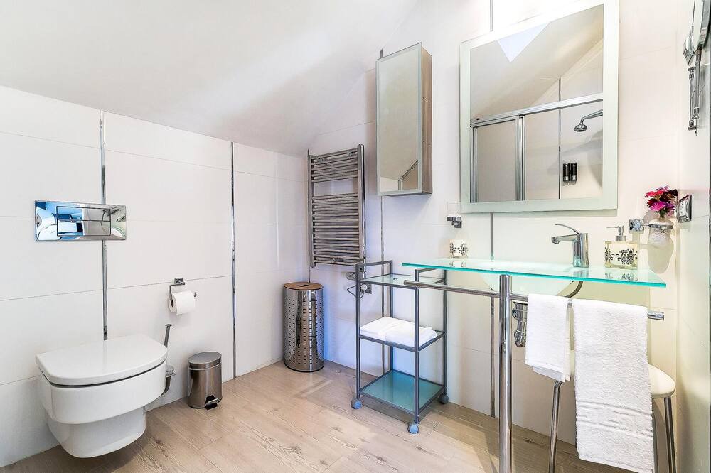 Photo of Bathroom in Torrequebrada
