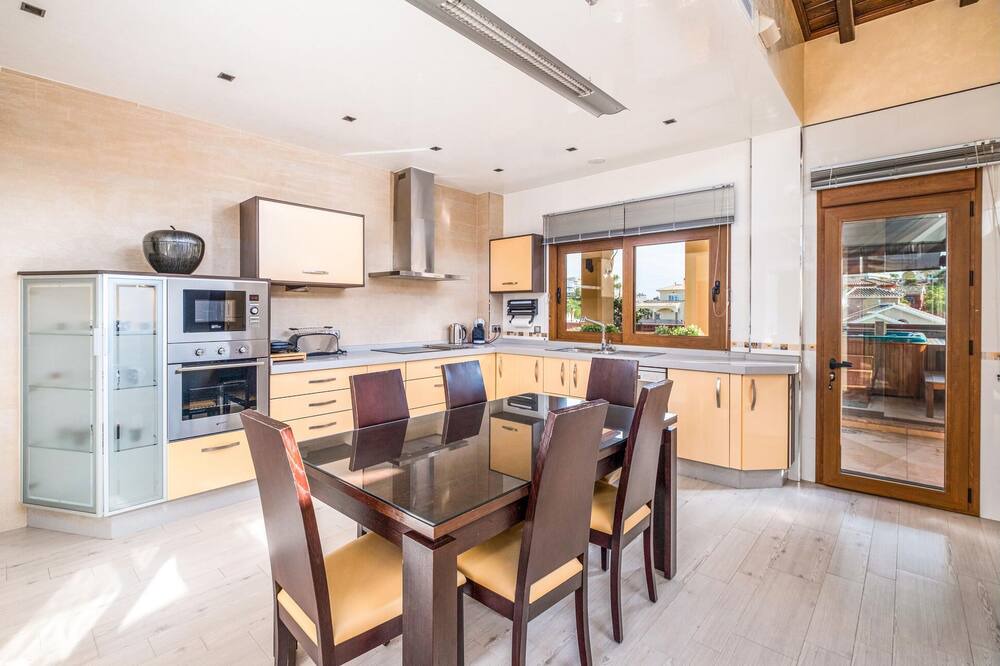 Photo of Kitchen in Torrequebrada