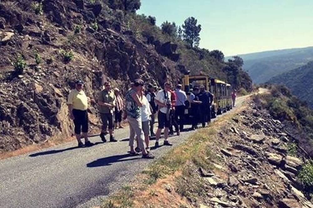 Photo of Others in Doade