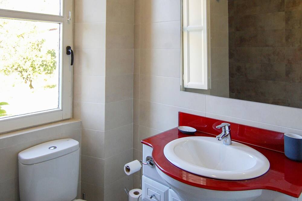 Photo of Bathroom in Penamellera Baja