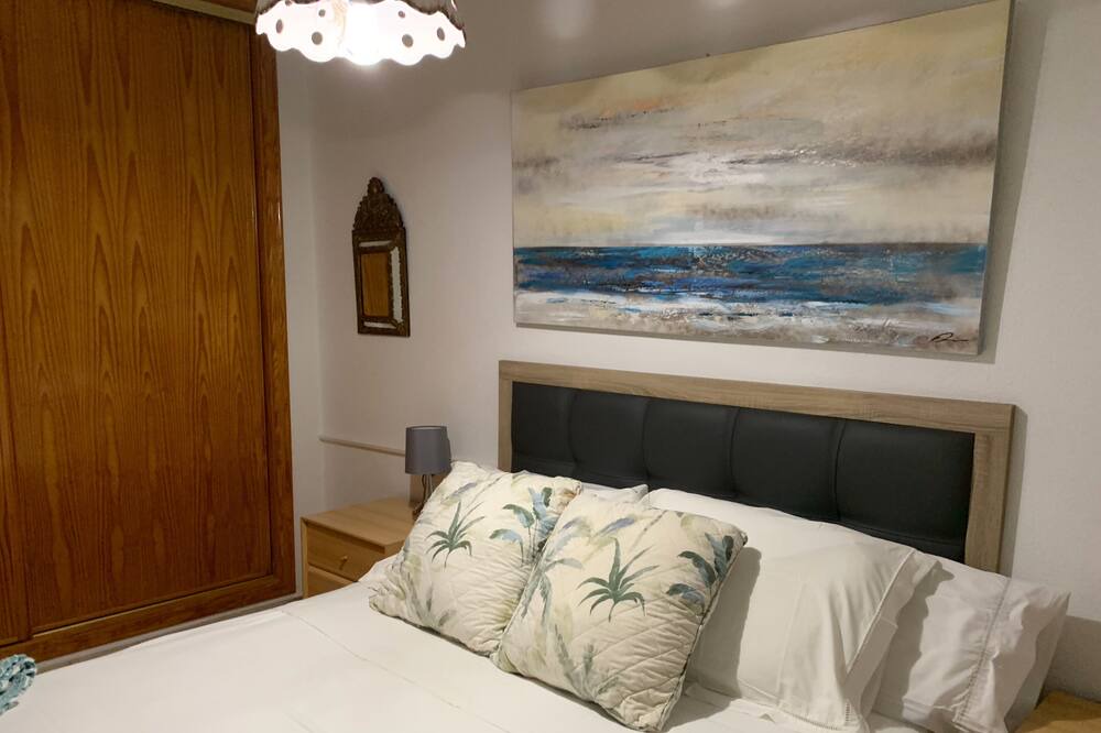 Photo of Bedroom in El Toyo