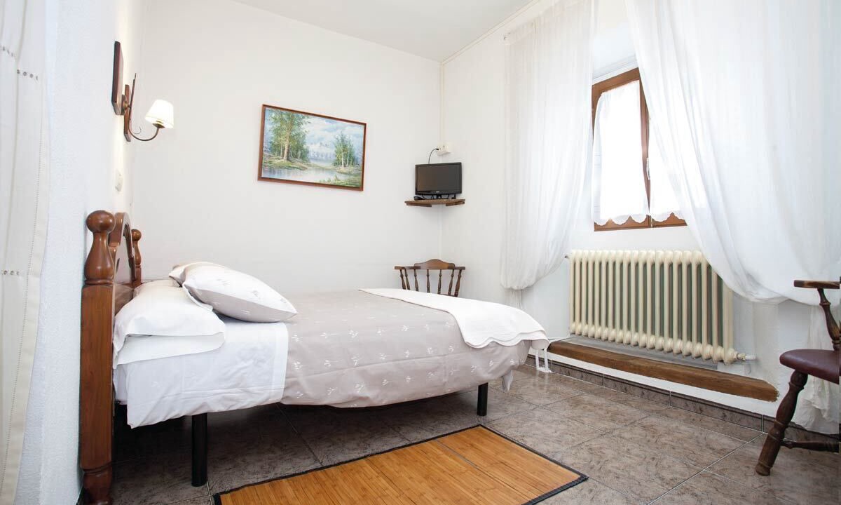 Photo of Bedroom in Atienza