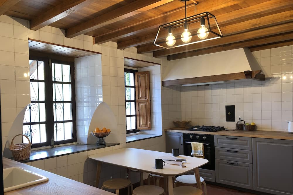 Photo of Kitchen in Mera de arriba