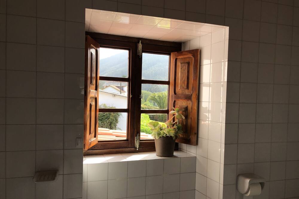 Photo of Bathroom in Mera de arriba