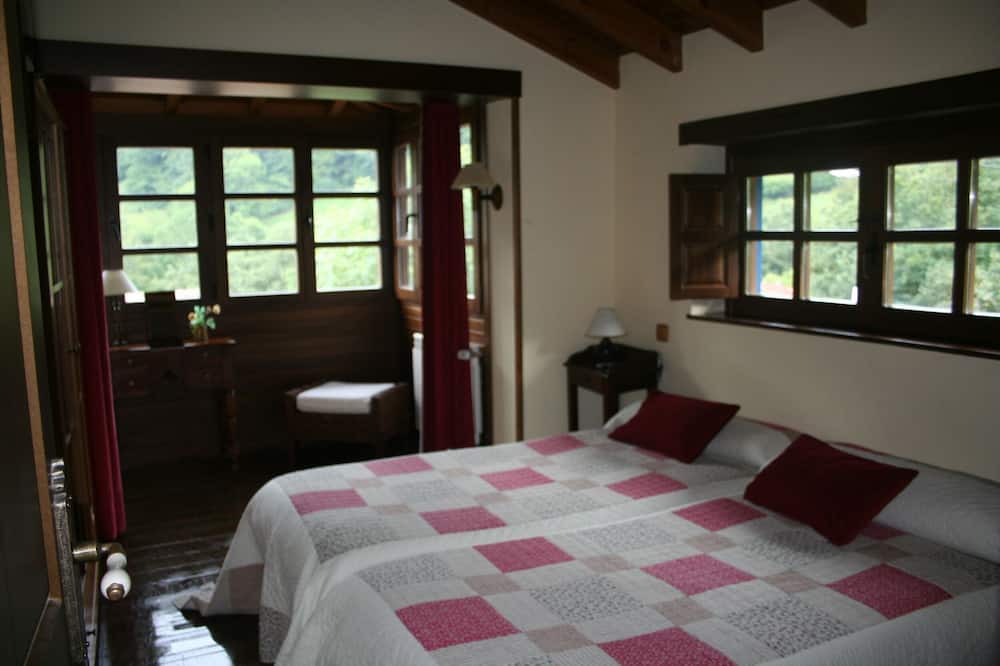 Photo of Bedroom in Quiros