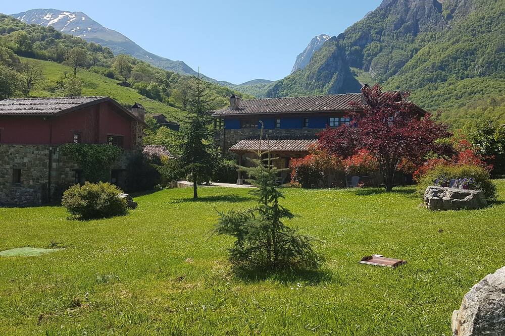 Photo of Outdoor in Quiros
